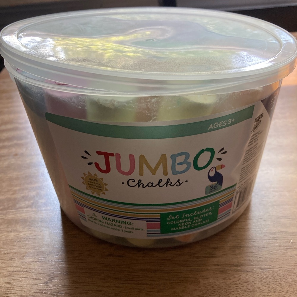 Jumbo Colorful sidewalk Chalk Set - Picture 2 of 5